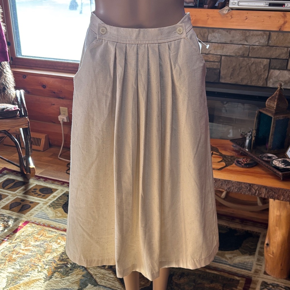 Brookvalley 60s Pleated NWT High waisted Midi Skirt